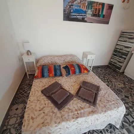 Estudio Dominicana In Gale With Portable Ac,wifi And Parking Place 公寓 *