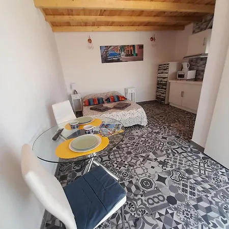 Estudio Dominicana In Gale With Garden And Parking Place Albufeira