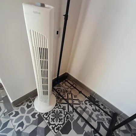 Estudio Dominicana In Albufeira Gale With Portable Ac,Wifi And Parking Place アパート