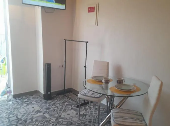 아파트 Estudio Dominicana In Gale With Garden And Parking Place