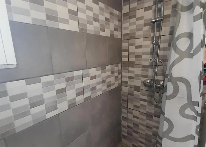 Estudio Dominicana In Gale With Garden And Parking Place