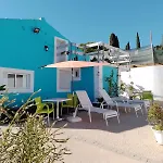 Estudio Dominicana In Gale With Garden And Parking Place *